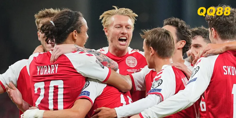 Đan Mạch lên bóng tốc độ, Højlund là mũi khoan trung lộ giàu sát thương.